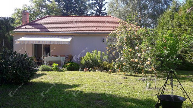 Eladó nyaraló, Fonyódon 85.9 M Ft, 3 szobás