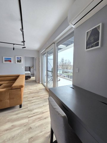 Eladó téglalakás, Velencén 80 M Ft, 1+1 szobás