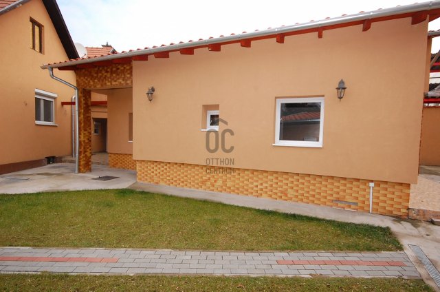 Kiadó téglalakás, albérlet, Budapesten, XV. kerületben