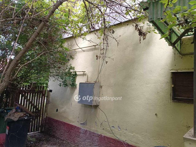 Eladó családi ház, Hajdúnánáson 9.8 M Ft, 1+1 szobás