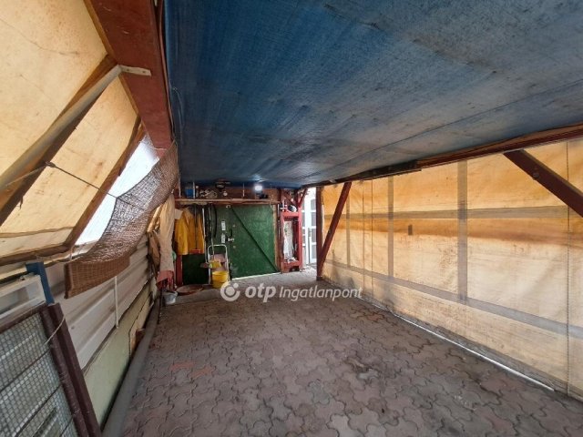 Eladó téglalakás, Budapesten, XXI. kerületben 79.9 M Ft