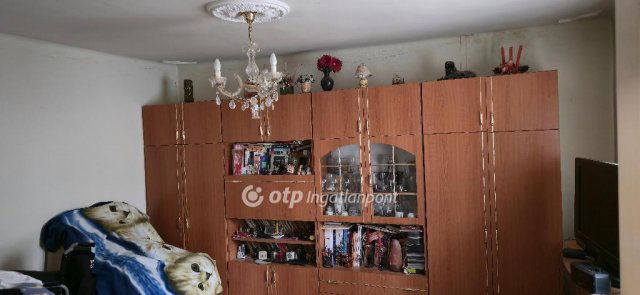 Eladó családi ház, Debrecenben 29.9 M Ft, 1 szobás