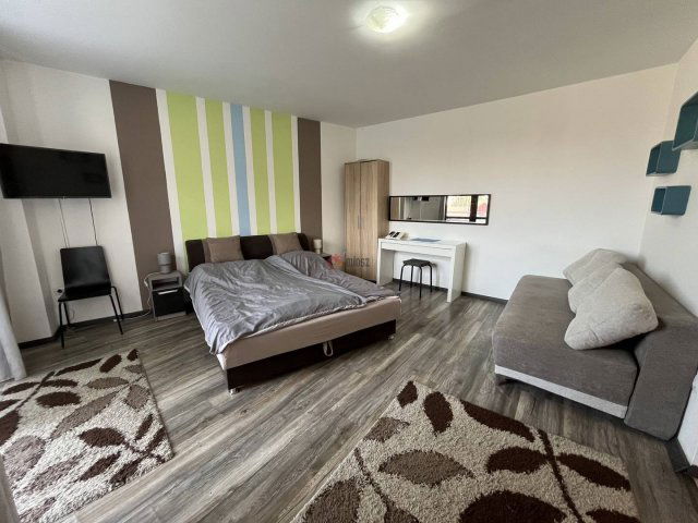 Eladó téglalakás, Hajdúszoboszlón 50 M Ft, 1 szobás