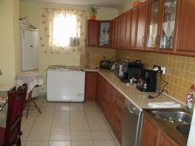 Eladó családi ház, Hódmezővásárhelyen 13.5 M Ft, 5 szobás