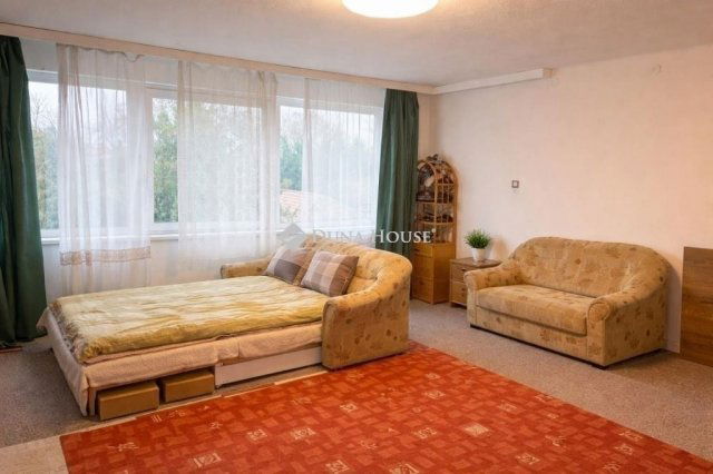 Eladó ikerház, Gödön 115 M Ft, 7 szobás / költözzbe.hu