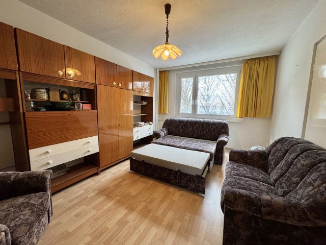 Eladó panellakás, Miskolcon 34.99 M Ft, 3 szobás