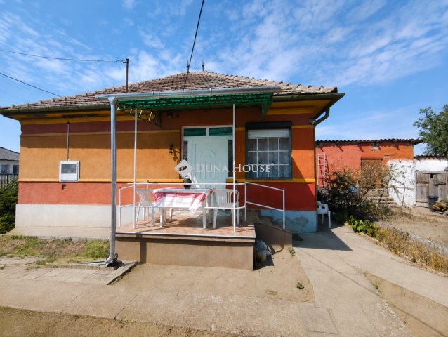 Eladó családi ház, Csévharaszton 45 M Ft, 3 szobás