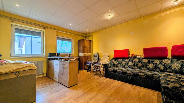 Eladó téglalakás, Kecskeméten 57 M Ft, 3 szobás