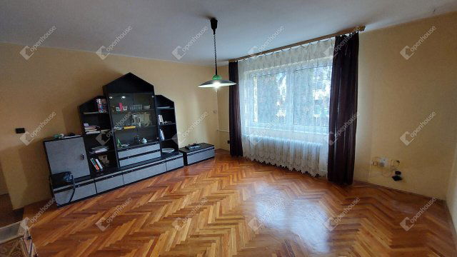 Eladó családi ház, Vértesszőlősön 85 M Ft, 5 szobás