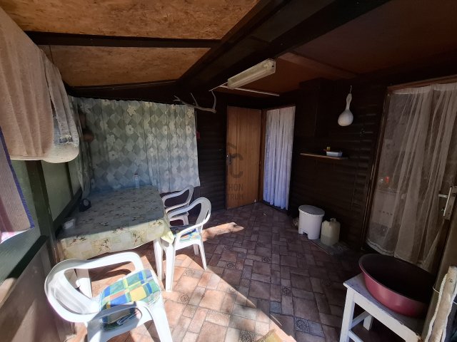Eladó nyaraló, Tápiószentmártonon 6.5 M Ft, 2 szobás