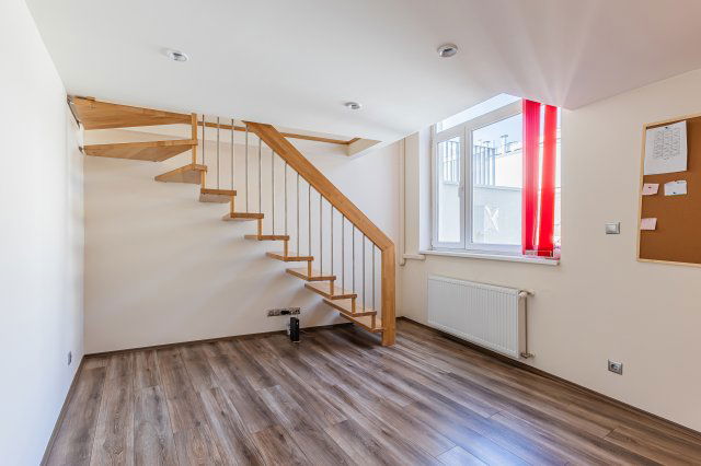 Eladó téglalakás, Budapesten, IV. kerületben, Árpád úton