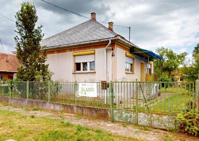 Eladó családi ház, Tiszalúcon 11.9 M Ft, 3 szobás