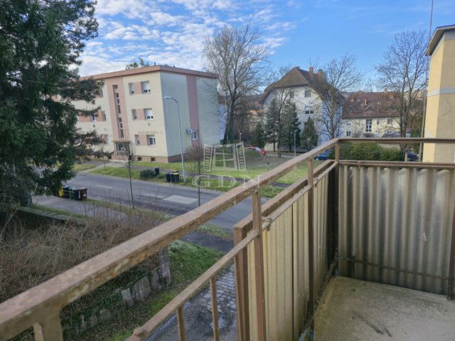 Kiadó téglalakás, albérlet, Zalaegerszegen 200 E Ft / hó