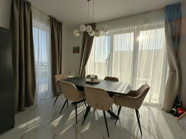 Eladó családi ház, Vácrátóton 113.9 M Ft, 4 szobás