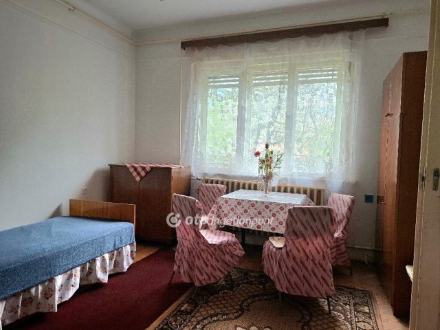 Eladó családi ház, Budapesten, XVI. kerületben 98.5 M Ft