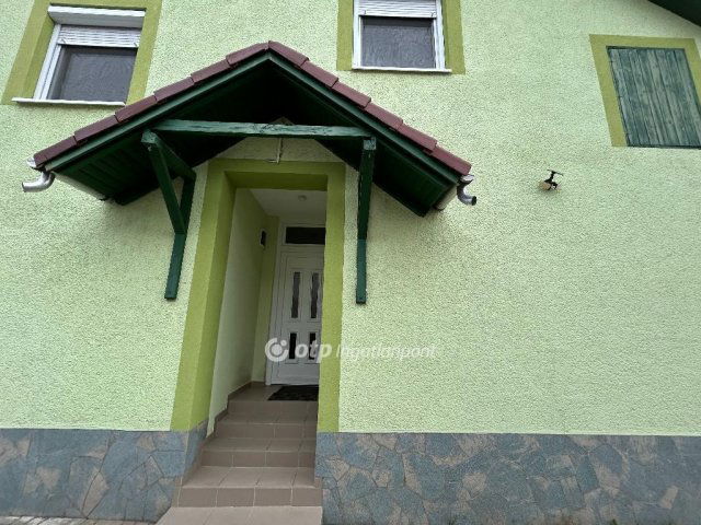 Eladó családi ház, Debrecenben 124.9 M Ft, 1+4 szobás