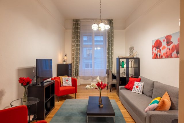 Kiadó téglalakás, albérlet, VI. kerületben, Hajós utcában