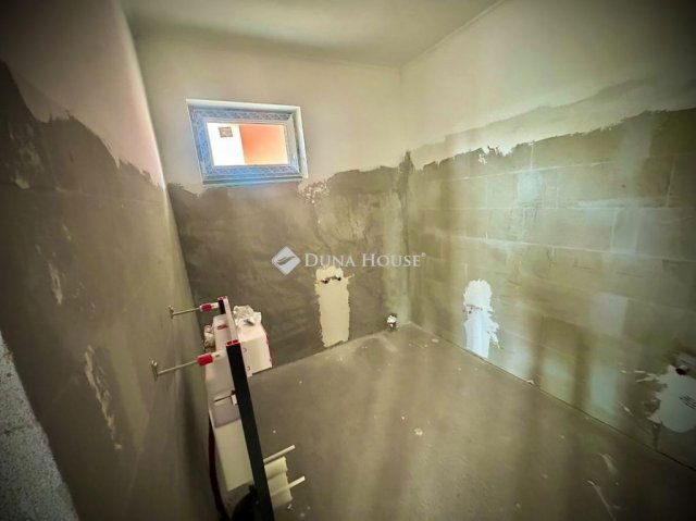 Eladó családi ház, Dunavarsányban 125 M Ft, 5 szobás