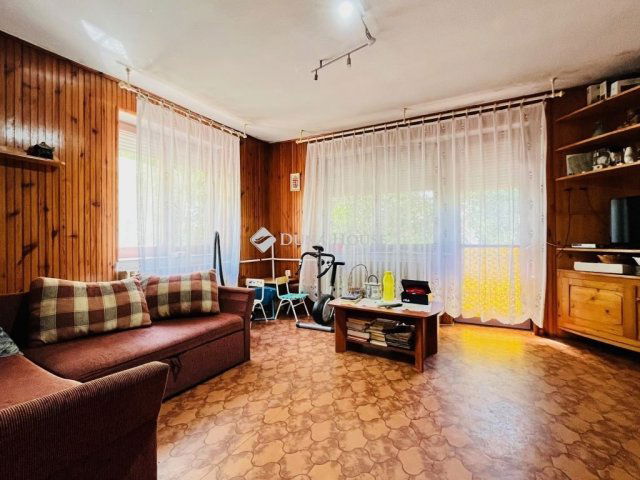 Eladó családi ház, Dányon 43.5 M Ft, 3 szobás