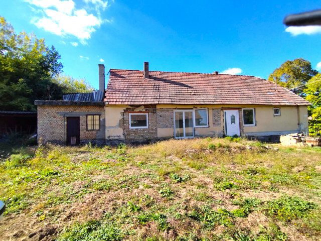 Eladó családi ház, Kölesden 12 M Ft, 3 szobás