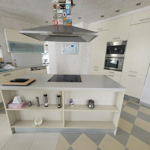 Eladó családi ház, Debrecenben 850 M Ft, 4 szobás