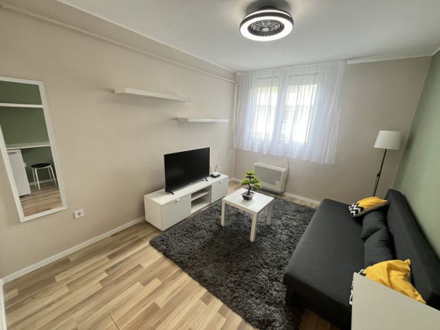 Kiadó téglalakás, albérlet, Kaposváron 160 E Ft / hó, 1 szobás