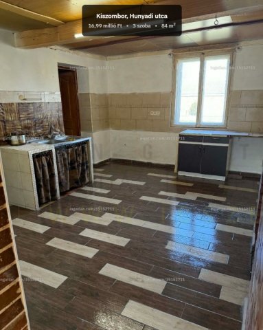 Eladó családi ház, Kiszomboron, Hunyadi utcában 16.9 M Ft