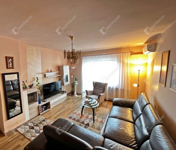 Eladó téglalakás, Debrecenben 51.999 M Ft, 1 szobás