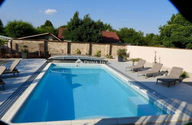 Eladó családi ház, Szatymazon 148 M Ft, 5 szobás