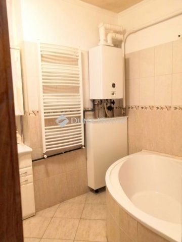 Eladó téglalakás, Budapesten, VI. kerületben 128.9 M Ft