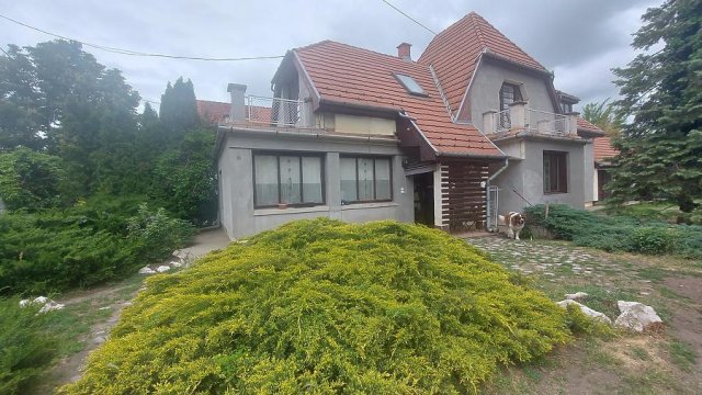 Eladó családi ház, Sződligeten 119.9 M Ft, 5+1 szobás