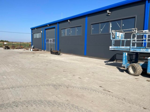 Eladó ipari ingatlan, Mikepércsen 2800 M Ft / költözzbe.hu