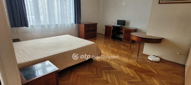 Eladó téglalakás, Budapesten, VIII. kerületben 82 M Ft