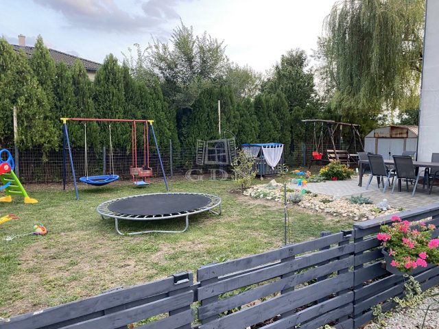 Eladó családi ház, Polgárdin 78 M Ft, 4 szobás