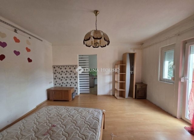 Eladó téglalakás, Gyömrőn 34.5 M Ft, 1 szobás