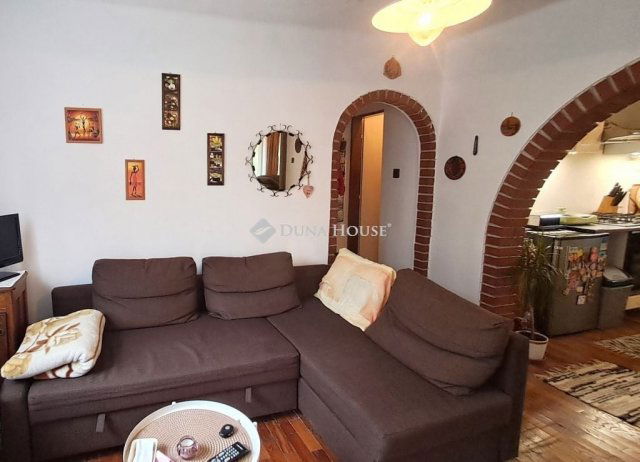 Eladó családi ház, Vásárosmiskén 15.9 M Ft, 2 szobás