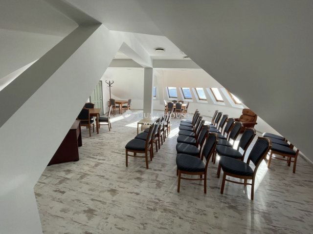 Kiadó iroda, Kecskeméten 500 E Ft / hó / költözzbe.hu