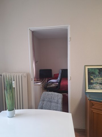 Kiadó panellakás, albérlet, Pécsett, Szigeti úton 160 E Ft / hó