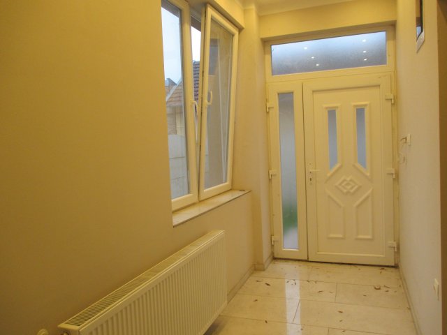 Eladó családi ház, Békéscsabán 52.5 M Ft, 3 szobás