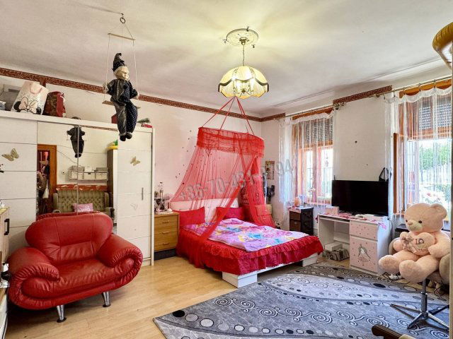 Eladó téglalakás, Egerben 35 M Ft, 2 szobás