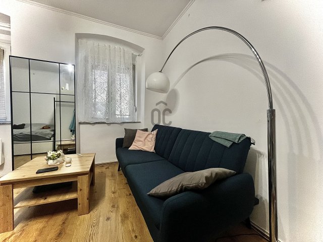 Eladó téglalakás, Győrött 45 M Ft, 1 szobás