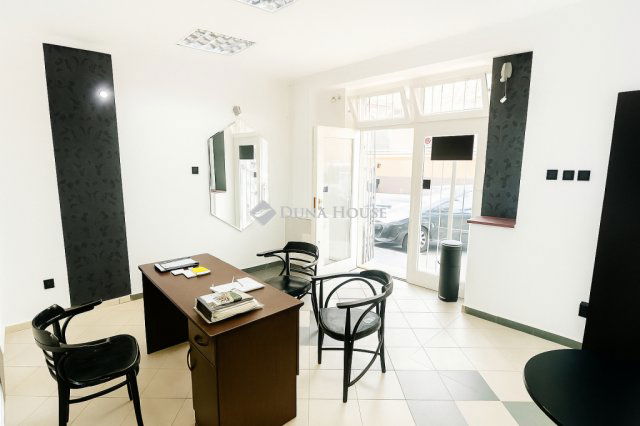 Kiadó üzlethelyiség, Debrecenben 110 E Ft / hó