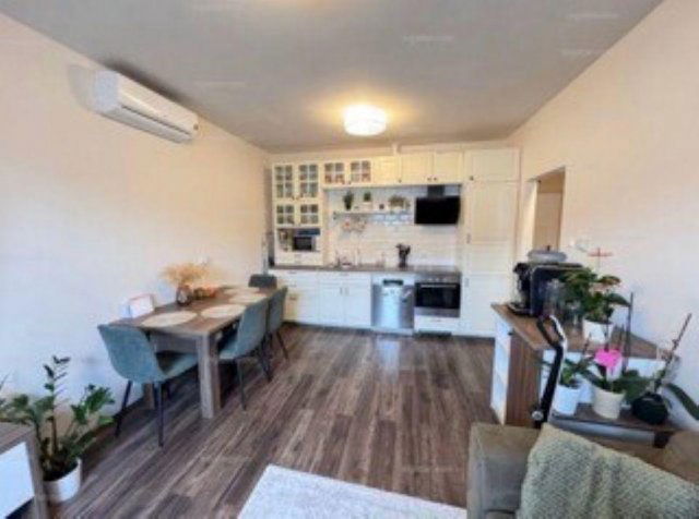 Kiadó téglalakás, albérlet, Debrecenben 350 E Ft / hó