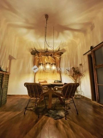 Eladó téglalakás, Pécsett 51.9 M Ft, 1 szobás