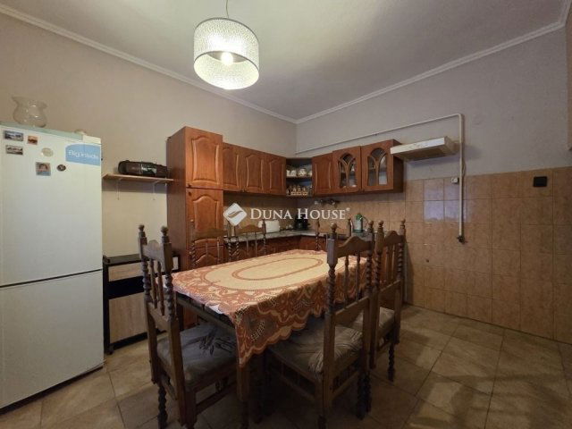 Eladó családi ház, Gyömrőn 129 M Ft, 7 szobás