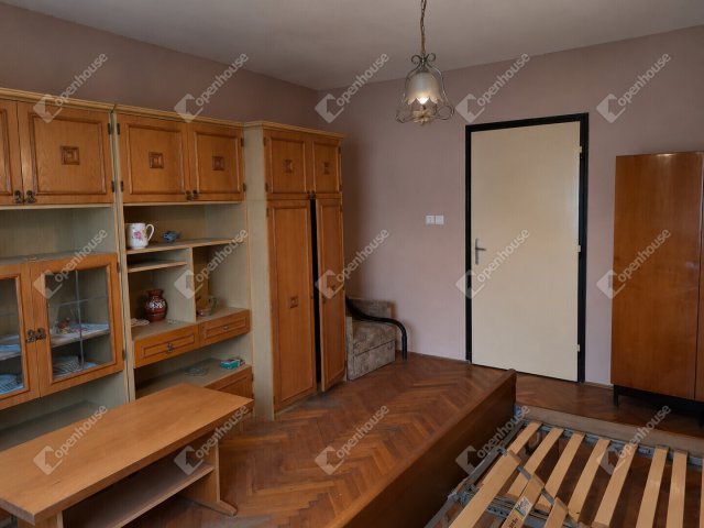 Eladó családi ház, Dénesfán 34.9 M Ft, 2 szobás