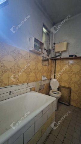 Eladó családi ház, Bakonybánkon 23 M Ft, 3 szobás