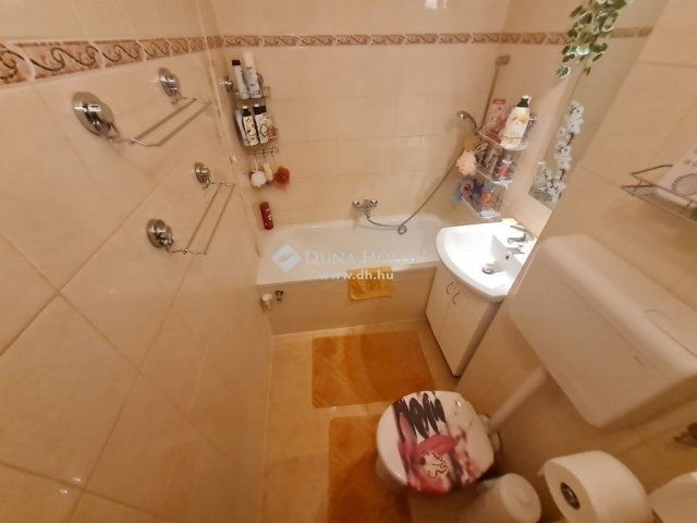 Eladó panellakás, Budapesten, XIV. kerületben 68 M Ft, 1+1 szobás