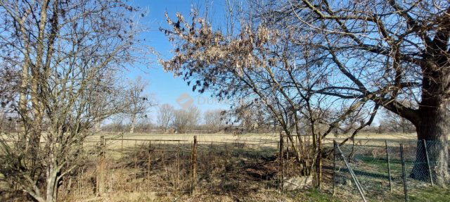 Eladó telek, Neszmélyen, Vizimolnár utcában 5.4 M Ft