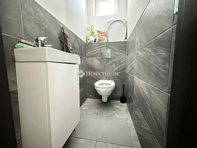 Eladó ikerház, Siófokon 84.75 M Ft, 4 szobás